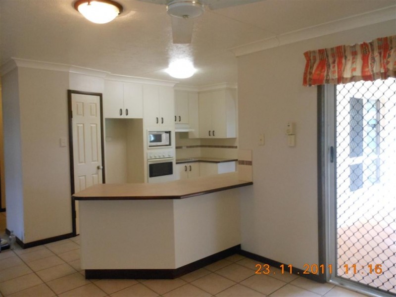 17 Overton Circuit, Kirwan QLD 4817