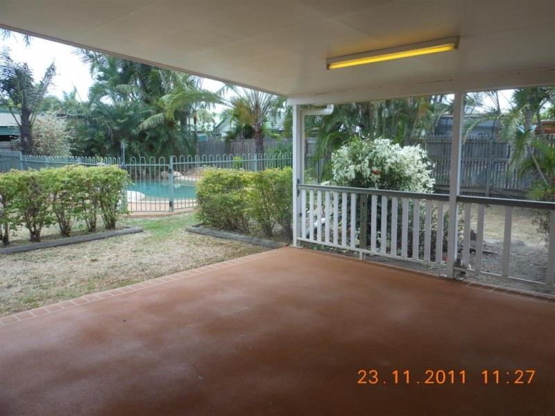 17 Overton Circuit, Kirwan QLD 4817