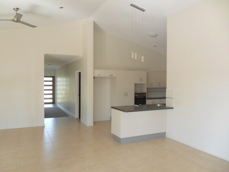 5 Rangeleigh Court, Mount Louisa QLD 4814