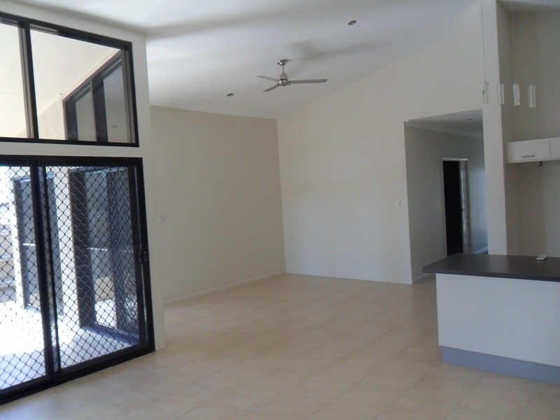 5 Rangeleigh Court, Mount Louisa QLD 4814