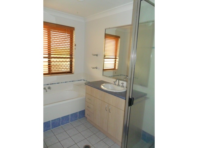 26 Wallace Circuit, Kirwan QLD 4817