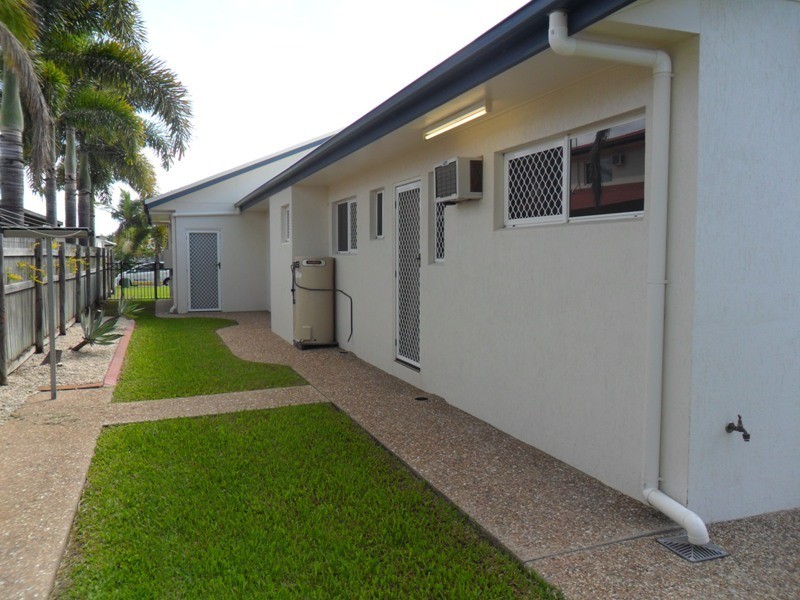 20 BLADENSBERG CRESCENT, Annandale QLD 4814