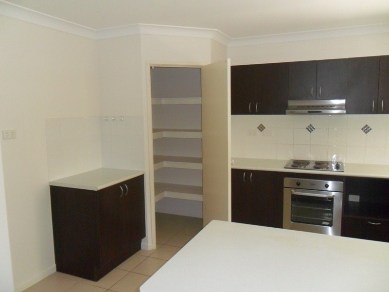 71 WOODWARK DRIVE, Bushland Beach QLD 4818