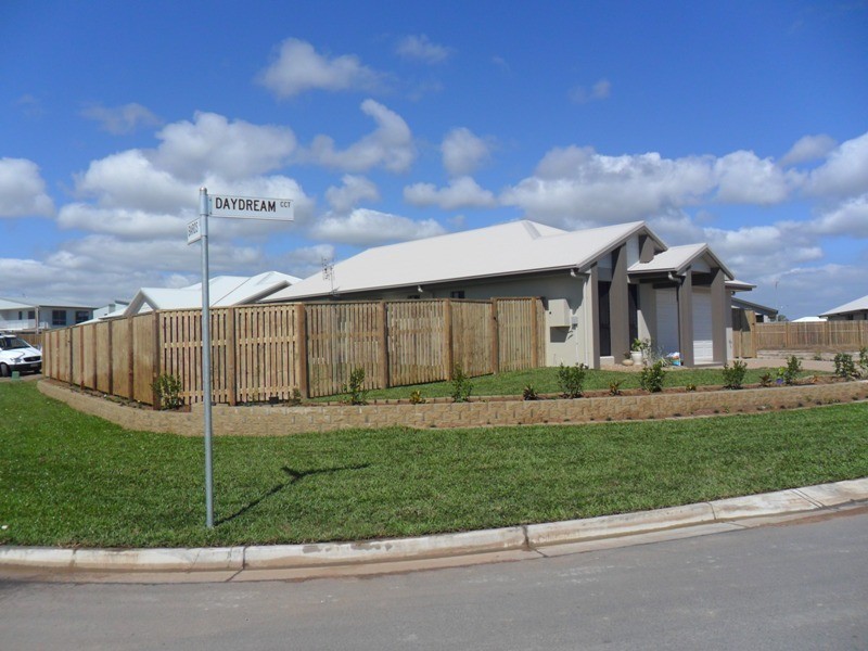 10 DAYDREAM CIRCUIT, Burdell QLD 4818