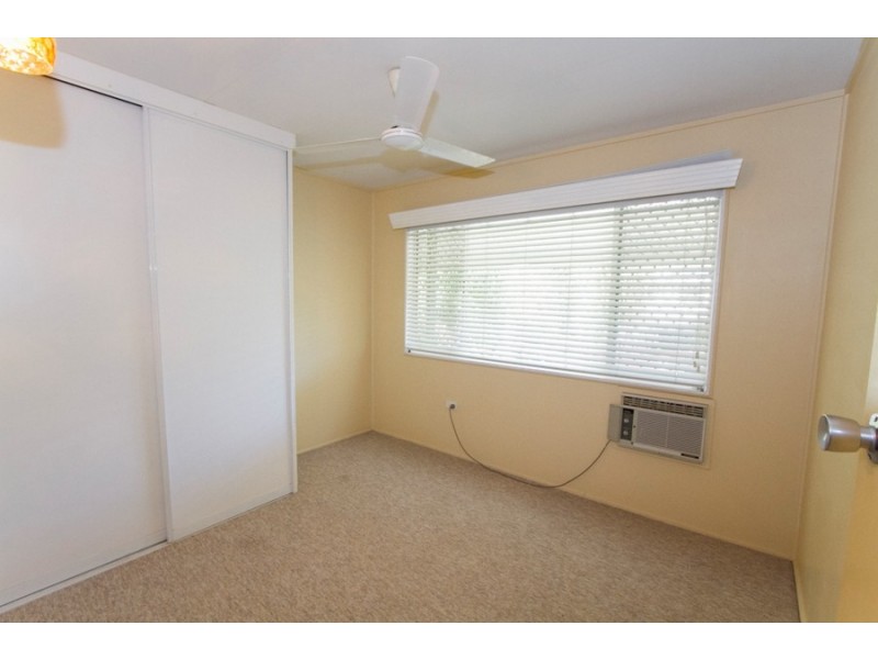 10 Peter Street, Kelso QLD 4815