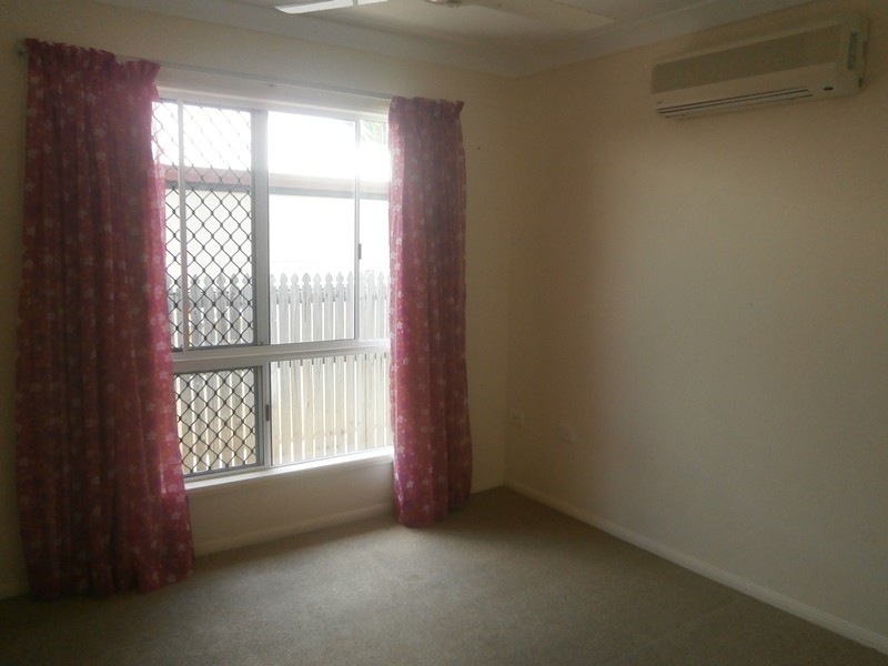 10 PERISHER COURT, Mount Louisa QLD 4814