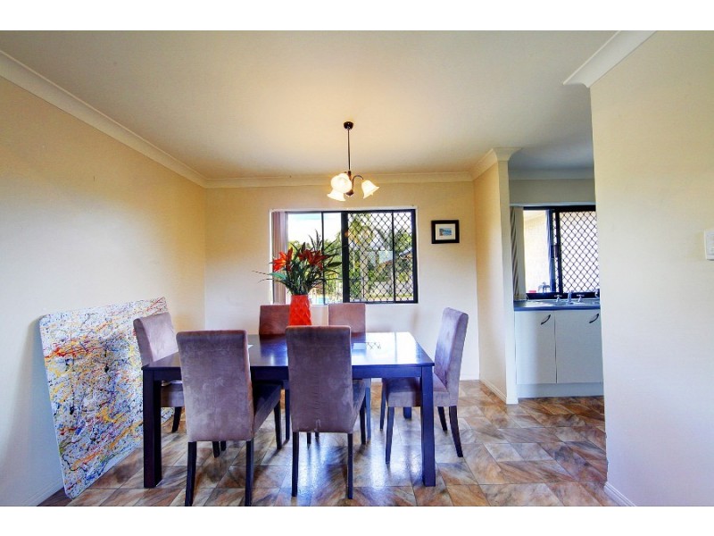 49 Martinez Avenue, West End QLD 4810