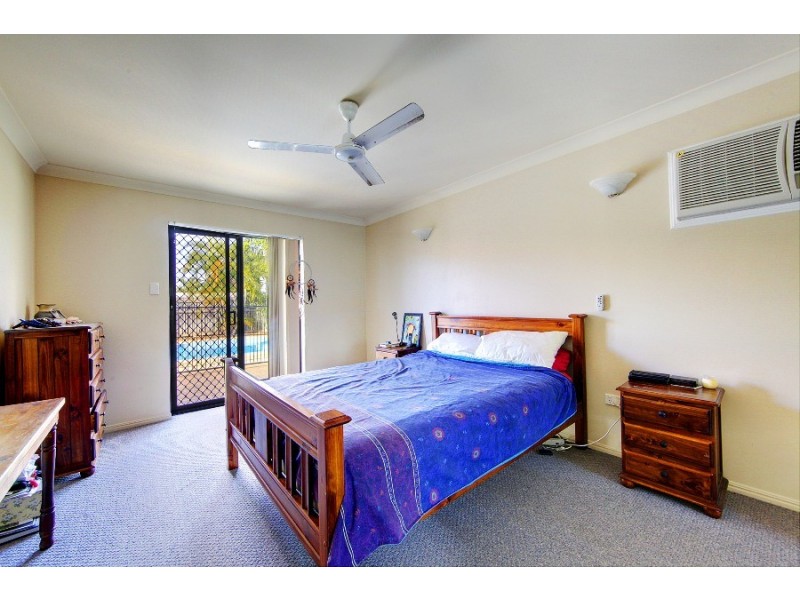 49 Martinez Avenue, West End QLD 4810