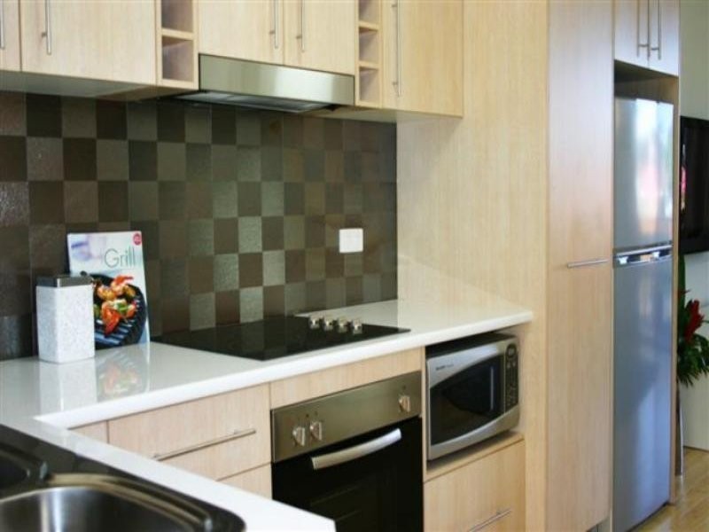 3/11 Tenth Avenue, Railway Estate QLD 4810