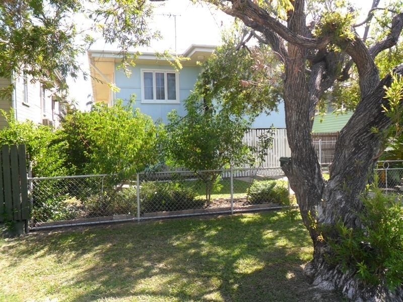 20 RAILWAY AVENUE, Railway Estate QLD 4810