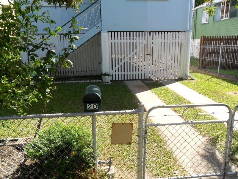 20 RAILWAY AVENUE, Railway Estate QLD 4810