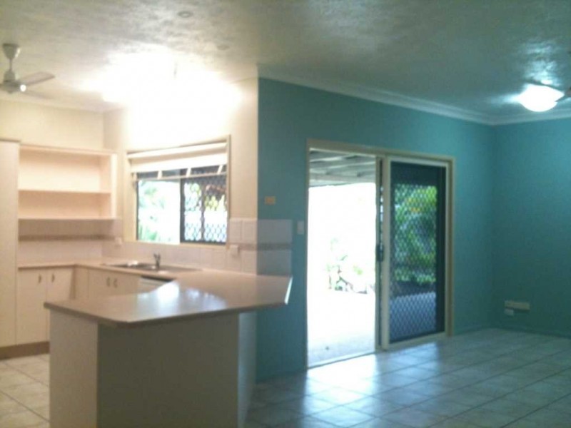 32 MORSTONE STREET, Annandale QLD 4814