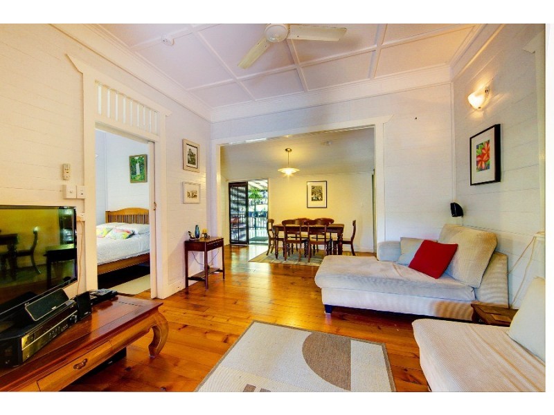 40 Ahearne Street, Hermit Park QLD 4812