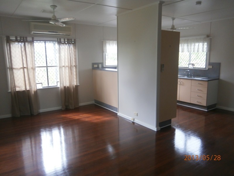 17 CORDELIA AVENUE, Cranbrook QLD 4814