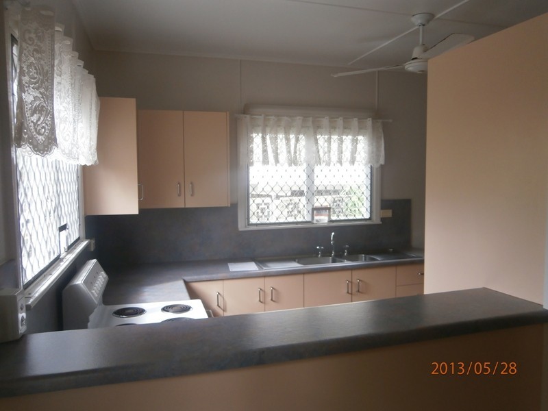 17 CORDELIA AVENUE, Cranbrook QLD 4814