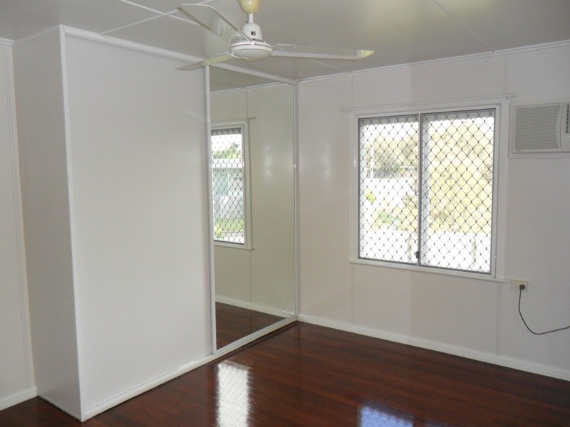 17 CORDELIA AVENUE, Cranbrook QLD 4814