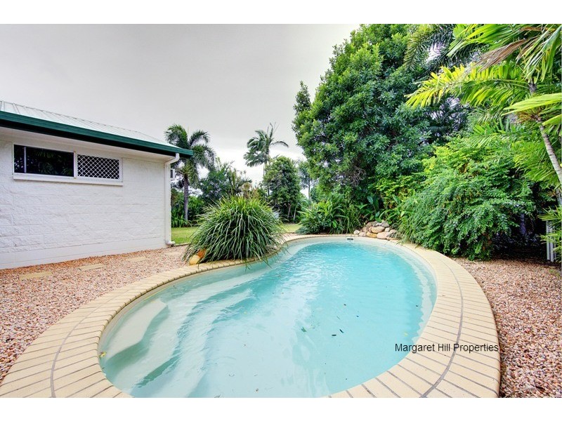 9 Dalton Street, Wulguru QLD 4811