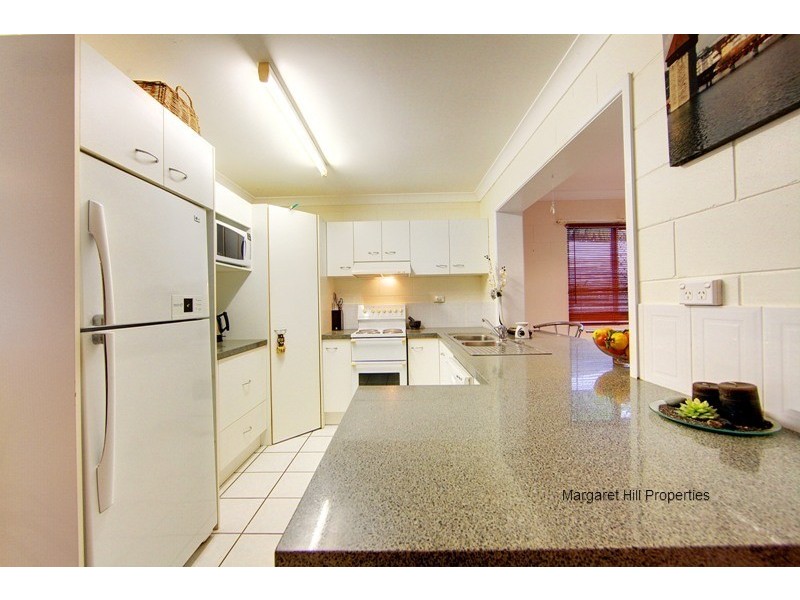 9 Dalton Street, Wulguru QLD 4811