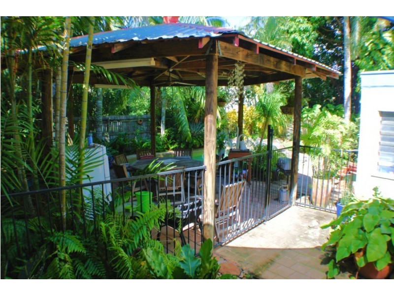 36 Philp Street, Hermit Park QLD 4812