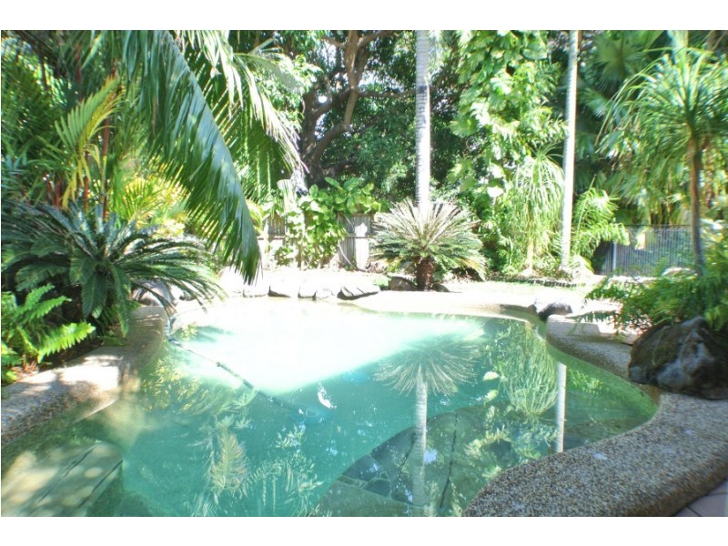 36 Philp Street, Hermit Park QLD 4812