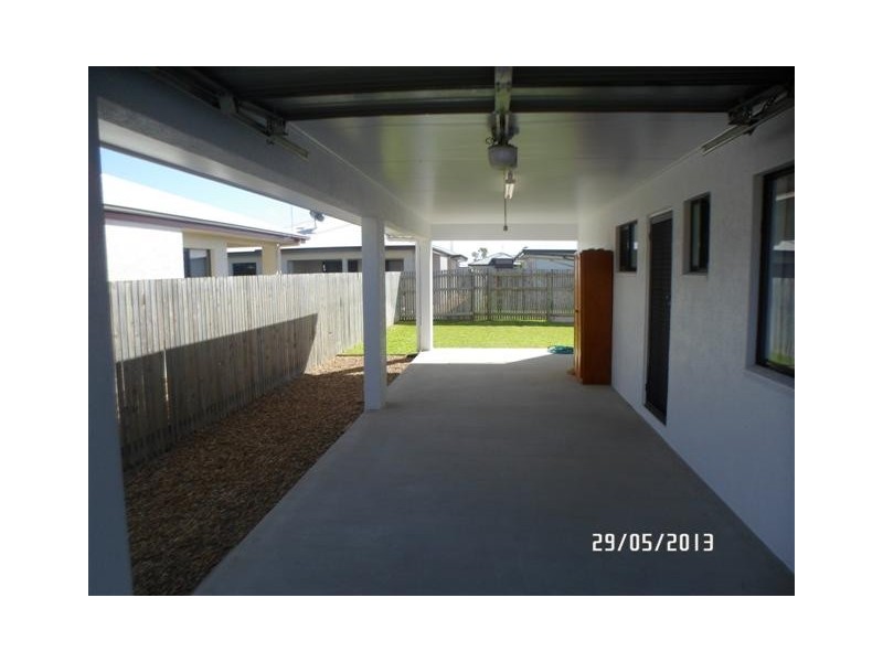 10 SKARDON PLACE, Kelso QLD 4815