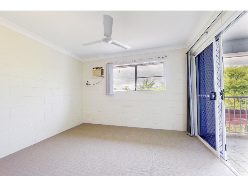 4/17 LOWTH STREET, Rosslea QLD 4812