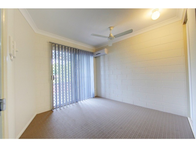 4/17 LOWTH STREET, Rosslea QLD 4812