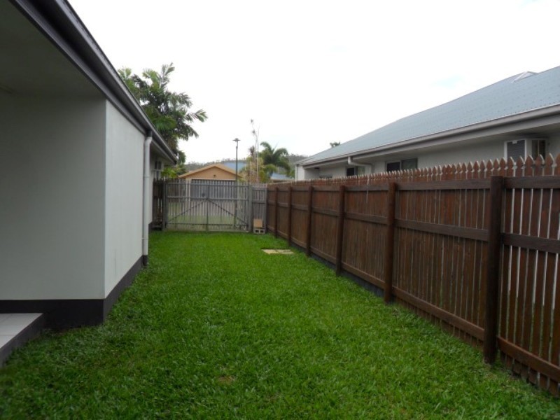 9 DUNDAS CRESCENT, Kirwan QLD 4817