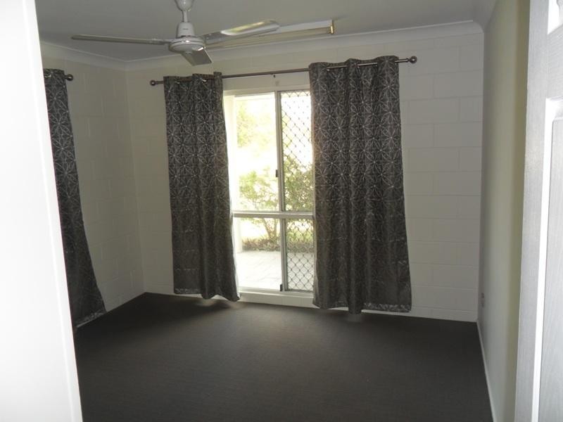 3 LORNSLEIGH STREET, Mount Louisa QLD 4814