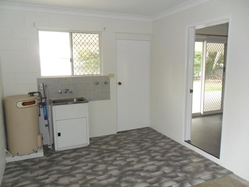 3 LORNSLEIGH STREET, Mount Louisa QLD 4814