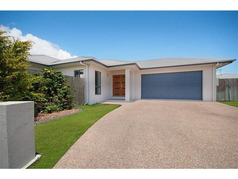 8 Newhaven Place, Idalia QLD 4811