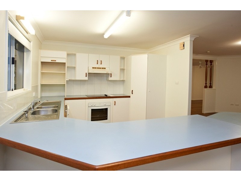 21 PARINGA STREET, Cranbrook QLD 4814