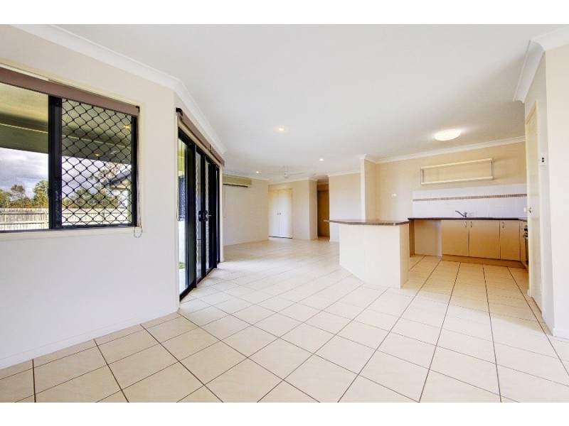 28 Bamboo Crescent, Mount Louisa QLD 4814