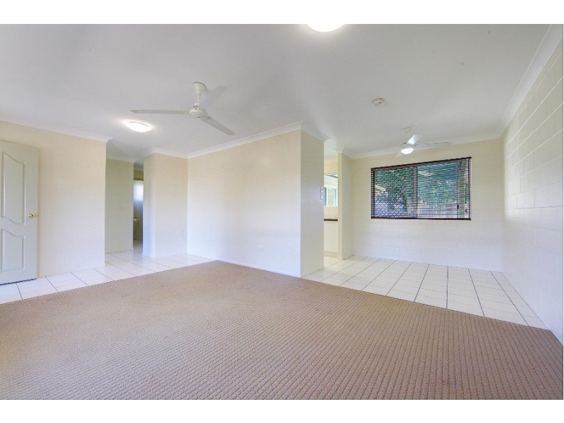 12 Spruce Street, Kirwan QLD 4817