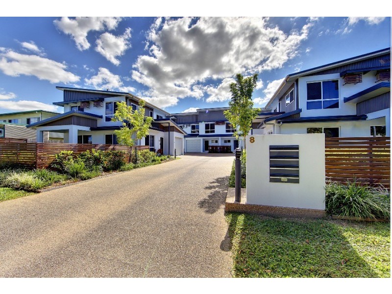 8 Ash Street, Kirwan QLD 4817