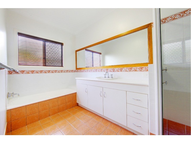 10 COTTONWOOD COURT, Kirwan QLD 4817