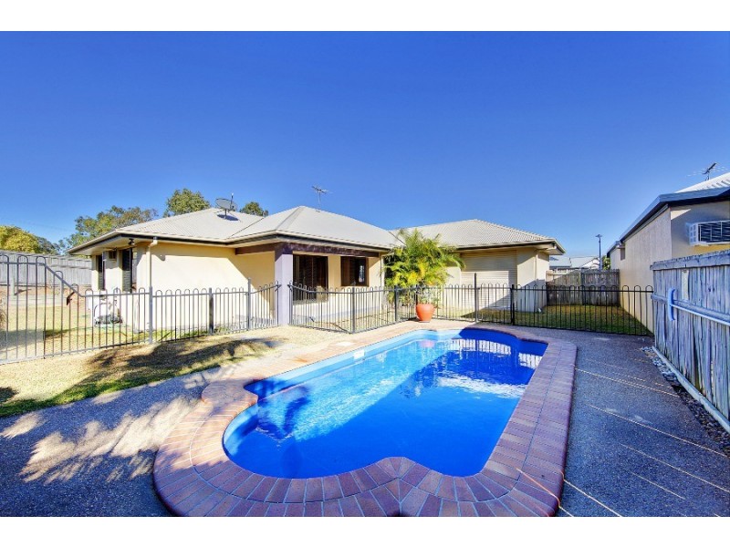 1 Belyando Bend, Douglas QLD 4814