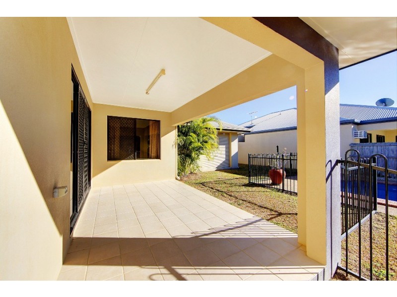 1 Belyando Bend, Douglas QLD 4814