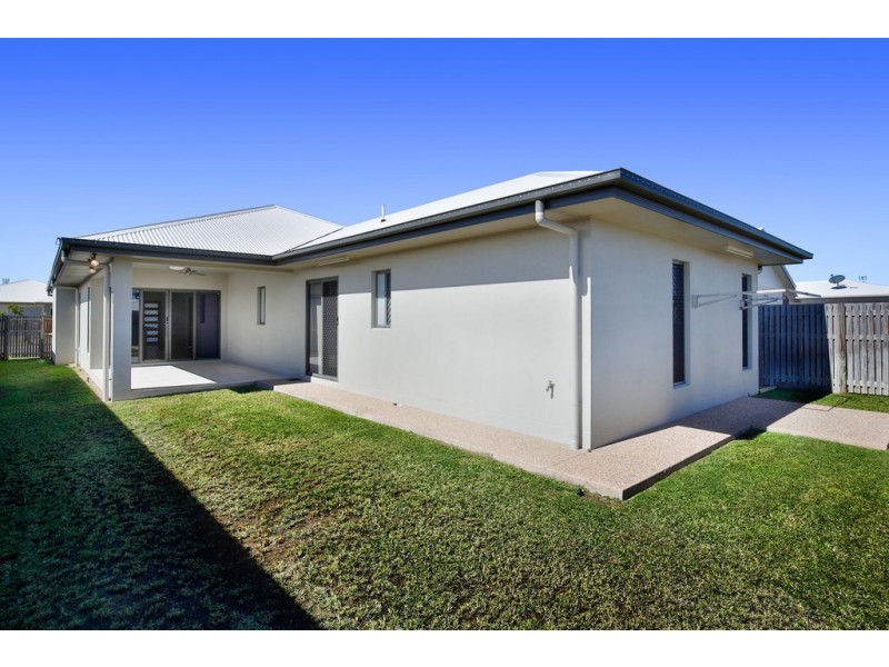 79 Griffey Street, Burdell QLD 4818