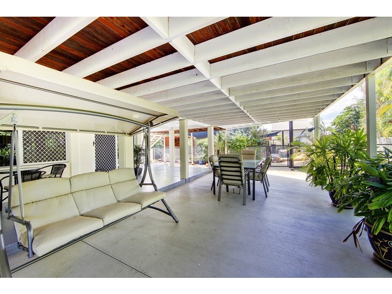 2 McIntyre Court, Mundingburra QLD 4812