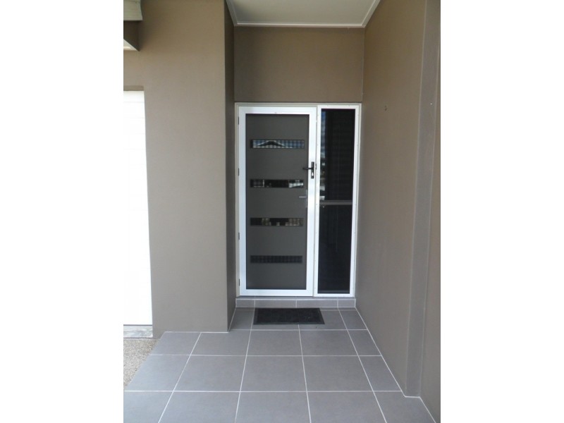 14 BATIKI CIRCUIT, Burdell QLD 4818