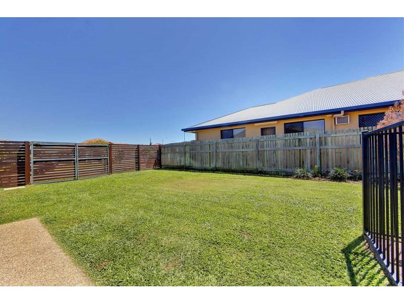 5 Paperbark Place, Mount Louisa QLD 4814
