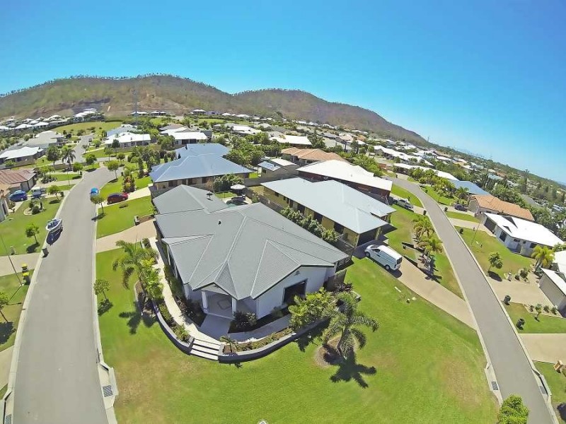 5 Paperbark Place, Mount Louisa QLD 4814