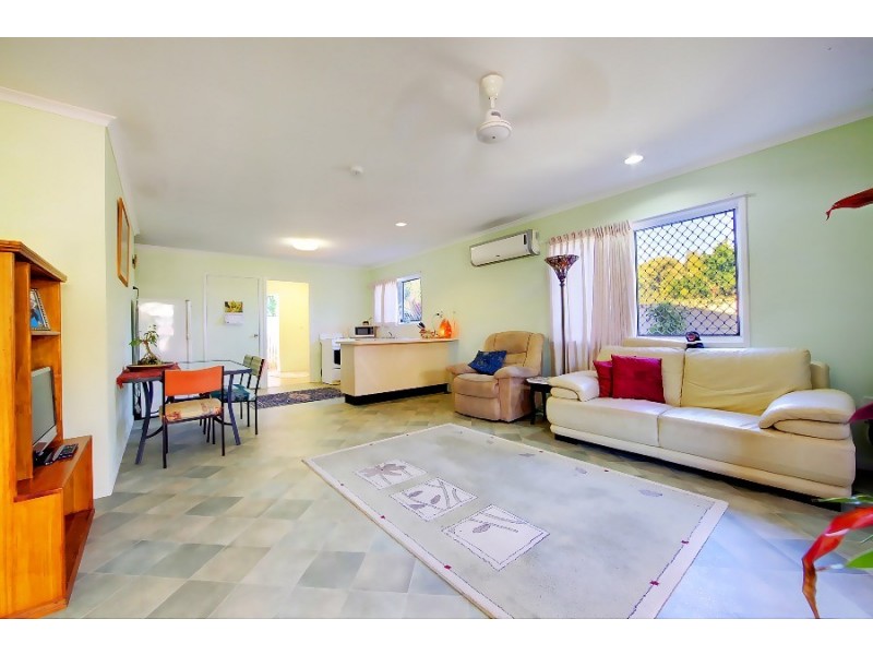 1-4/20 Lowth Street, Rosslea QLD 4812