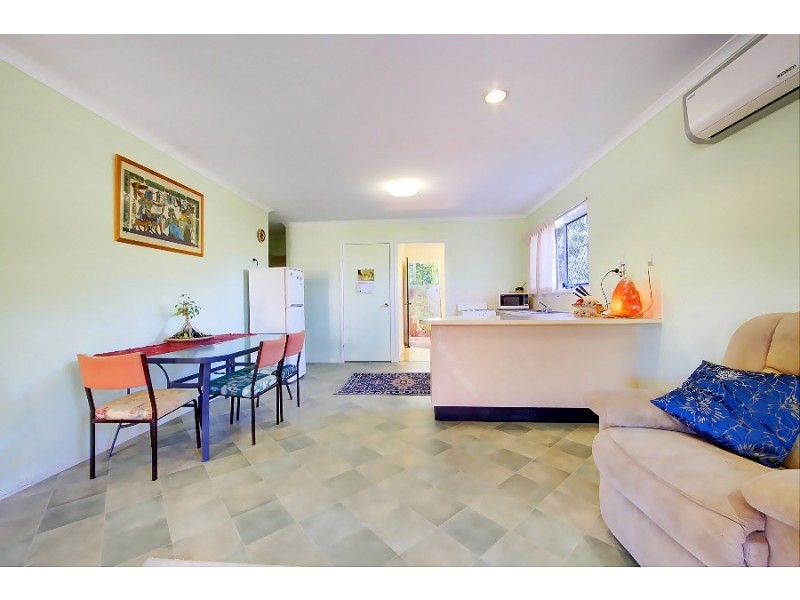 1-4/20 Lowth Street, Rosslea QLD 4812