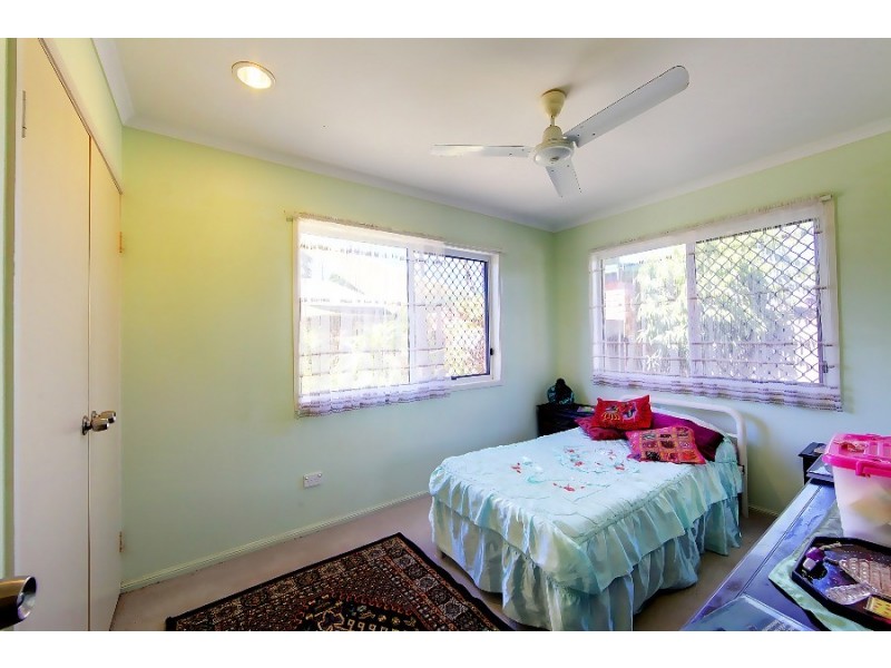 1-4/20 Lowth Street, Rosslea QLD 4812