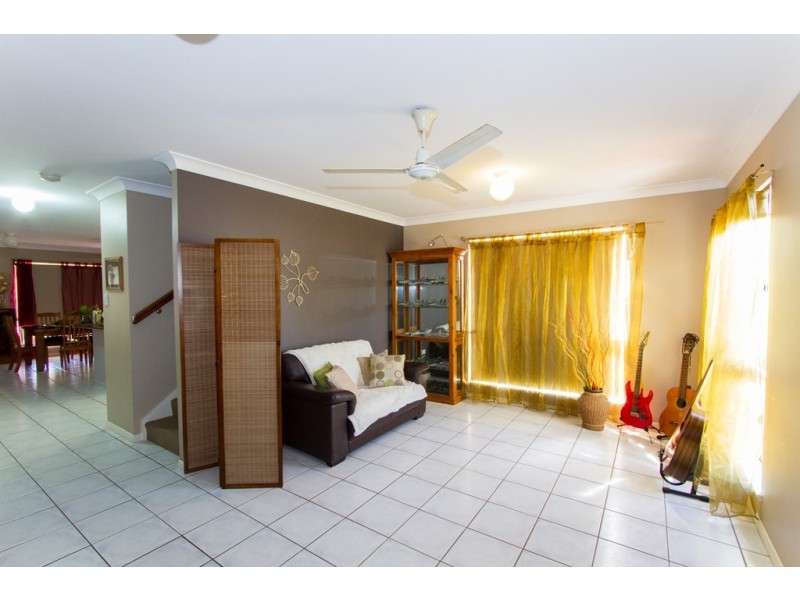 39 Gilmour Cres, Kirwan QLD 4817