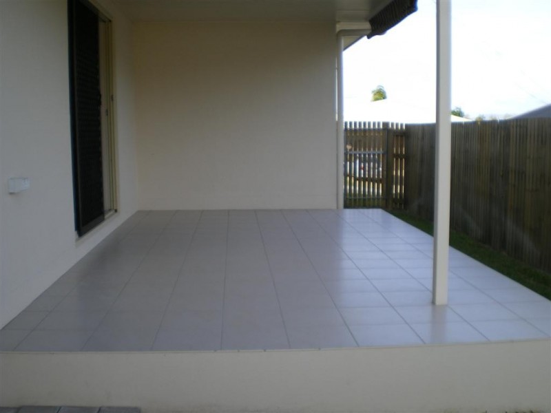 14 Lockyer Place, Mount Louisa QLD 4814