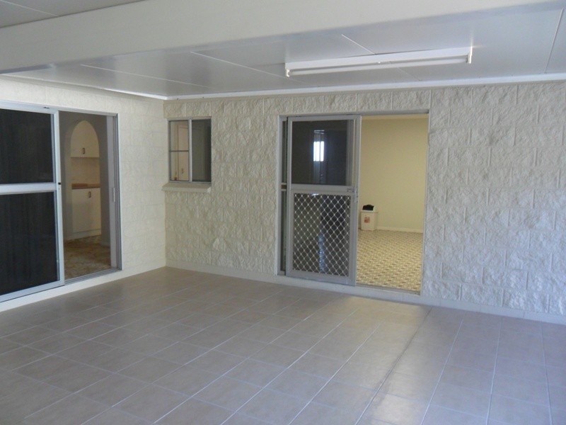 1 GILLIAT STREET, Wulguru QLD 4811