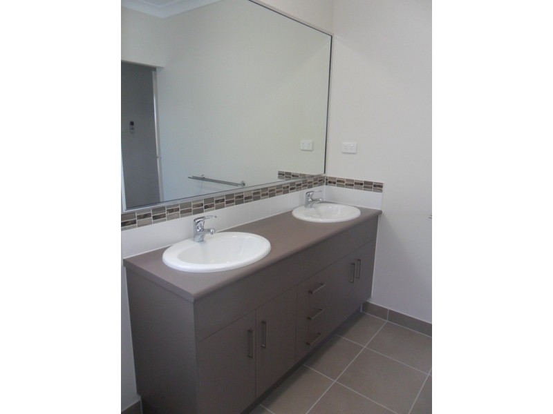 39 MADONIS WAY, Burdell QLD 4818